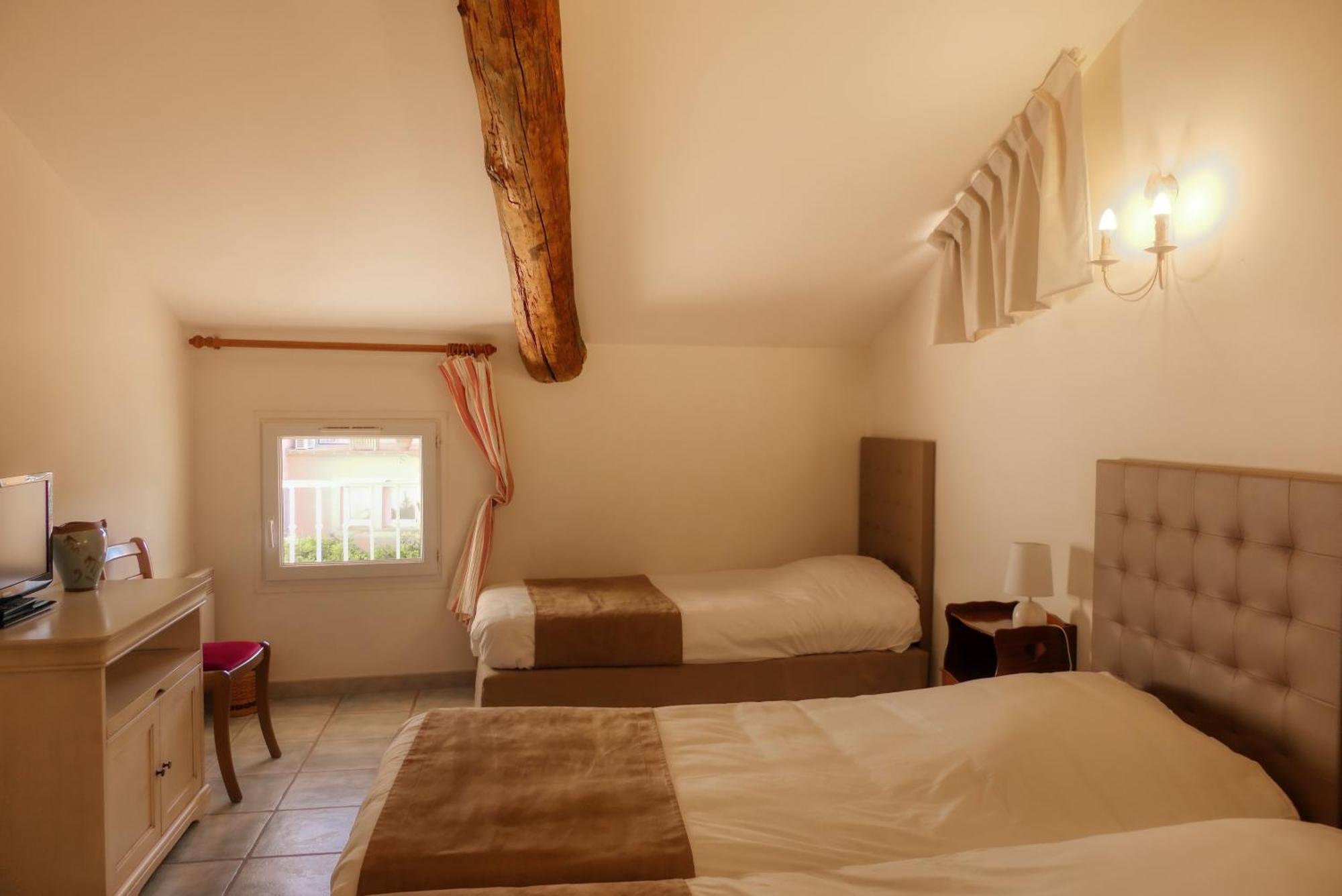 La Bastide Des Monges Hotel