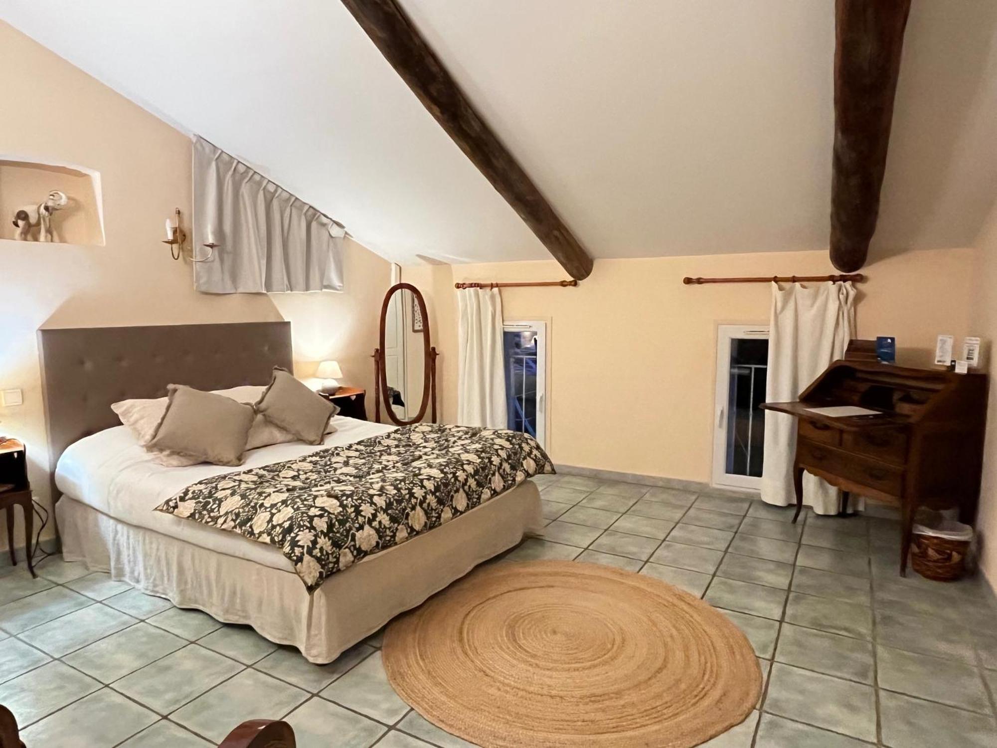 Logis La Bastide Des Monges